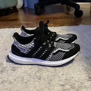 Addidas ultra boost oreo size 5.5 womens